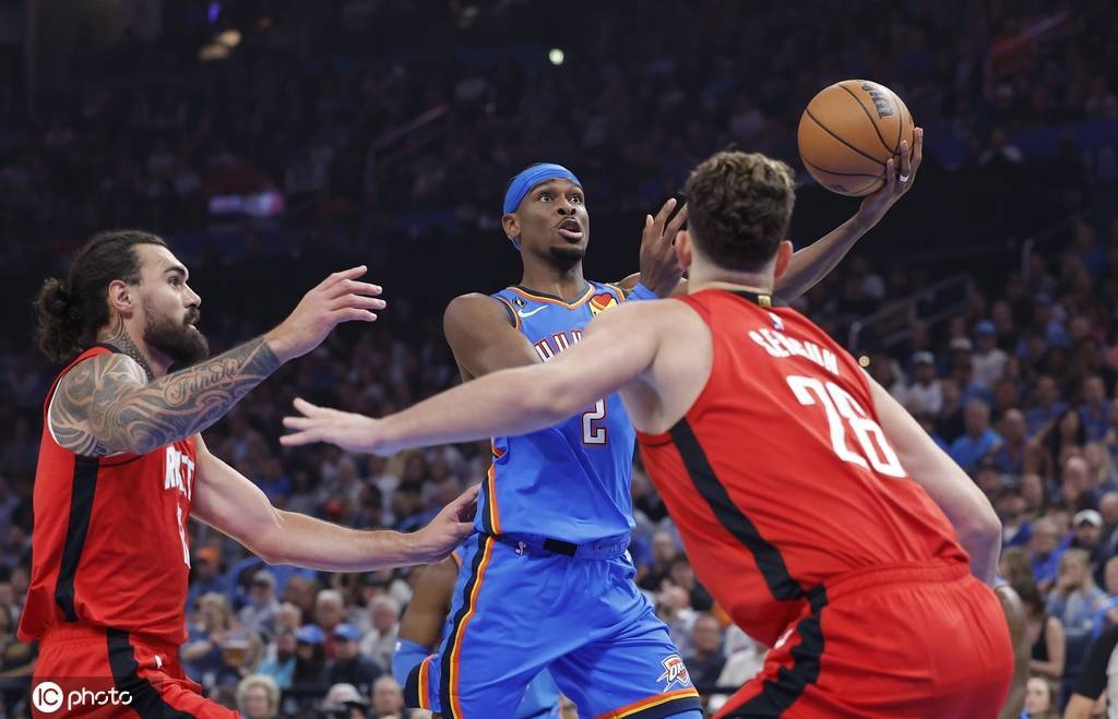 MVP回归！亚历山大全场砍下35+5+5率队险胜火箭